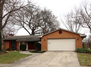 1810 Grace Ln, Upper Arlington, OH 43220