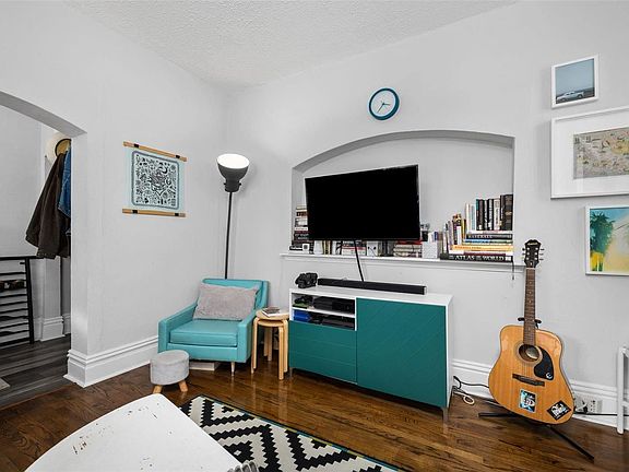 4th image of 3435 Dunnica Ave