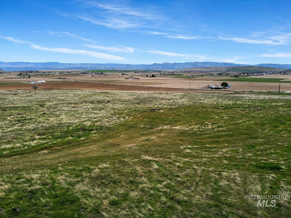 1st image of 9 Rio Ridge Ln