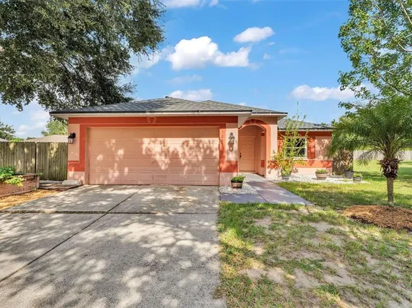 3005 Summer House Dr, Valrico, FL 33594