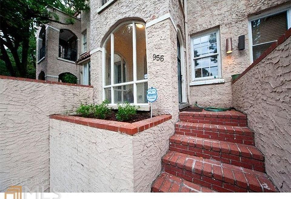 Brick Walkup