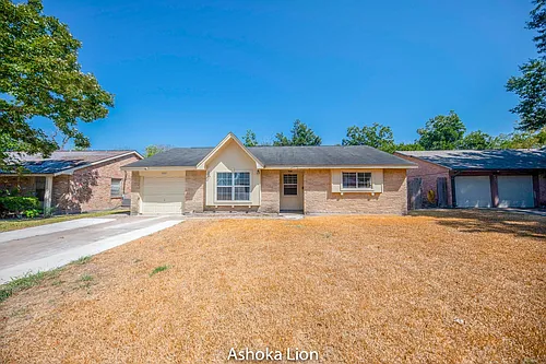 5326 Heathercrest St Photo 1