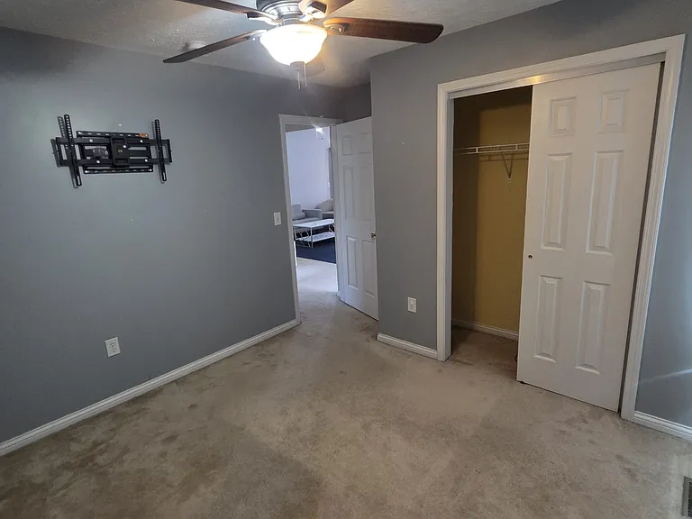 575 Rosebud Cir — Photo 13