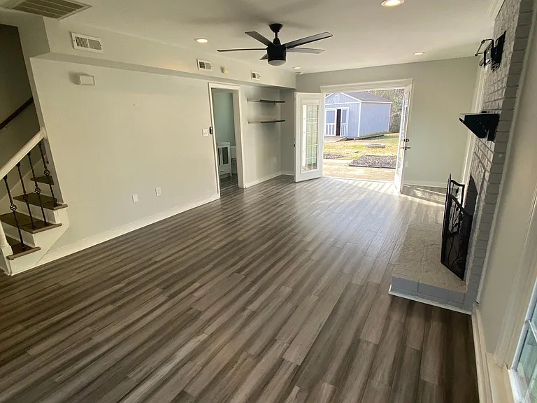 8232 Meadowdale Ln — Photo 20