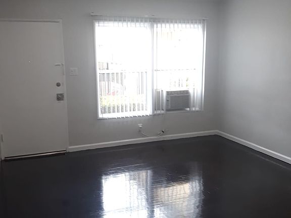 2nd image of 14355 Burbank Blvd #7