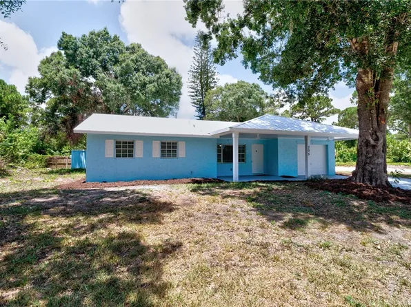 705 10th Ave SW, Vero Beach, FL 32962