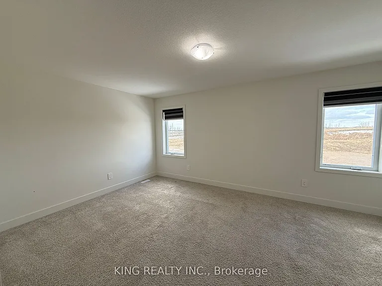 1612 Capri Cres #UPPER — Photo 24