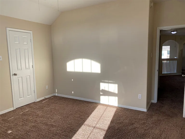 10930 Reston Point Dr — Photo 17