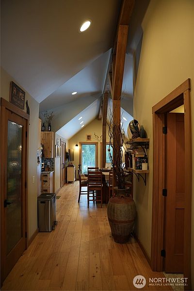 5th image of 340 Mossback Lane
