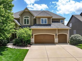 9317 W 156th Pl, Overland Park, KS 66221