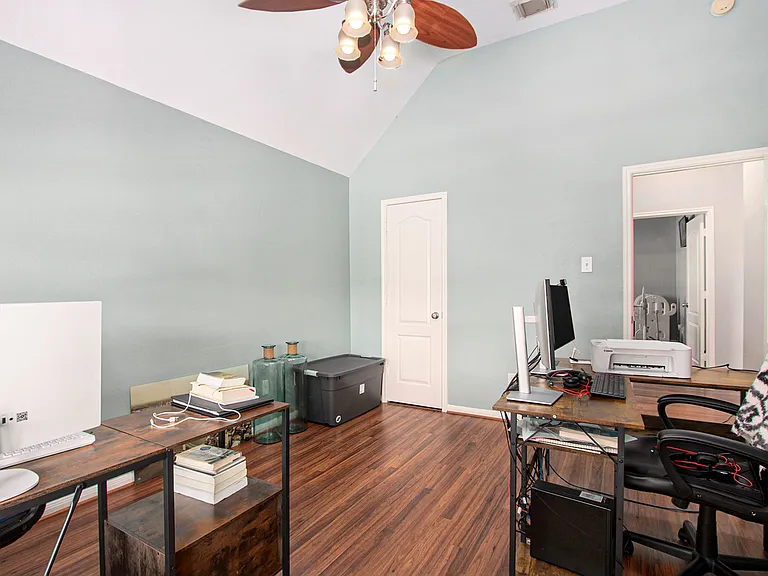 5741 Emerald Brook Ln — Photo 21