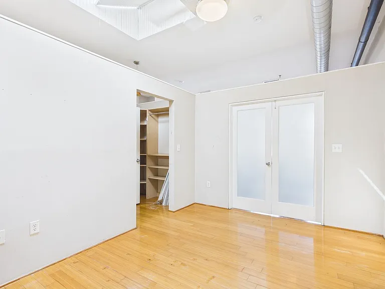 1707 E Main St #1 — Photo 6
