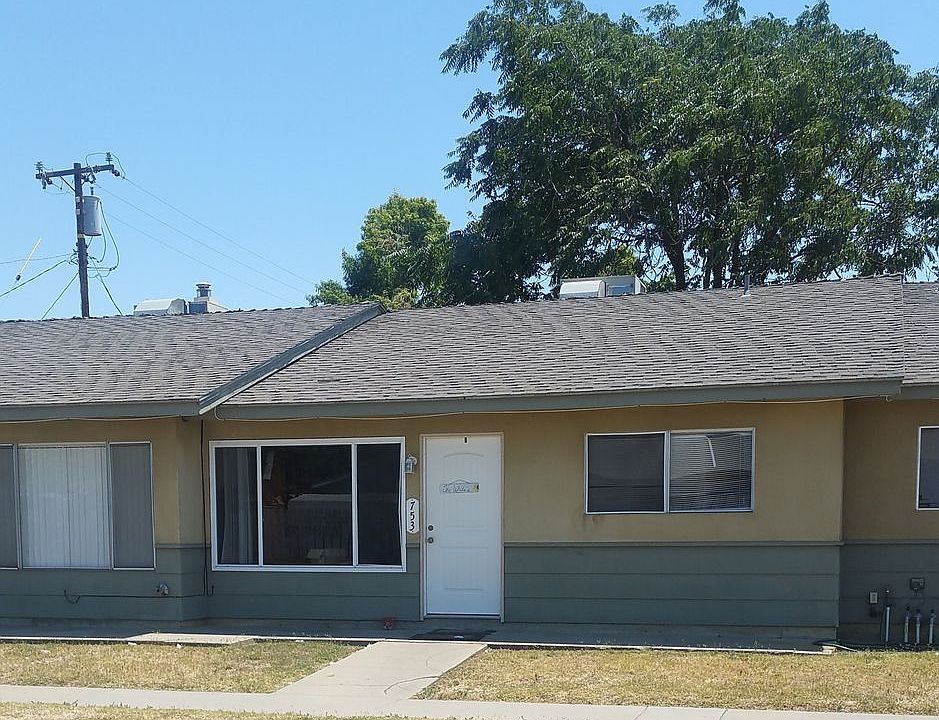1st image of 753 Moffat Dr
