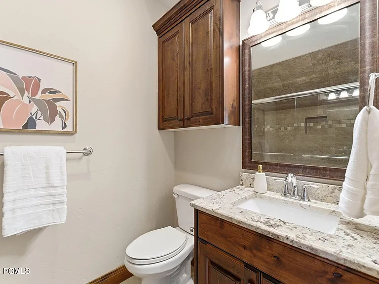 3286 Lower Saddleback Rd — Photo 16