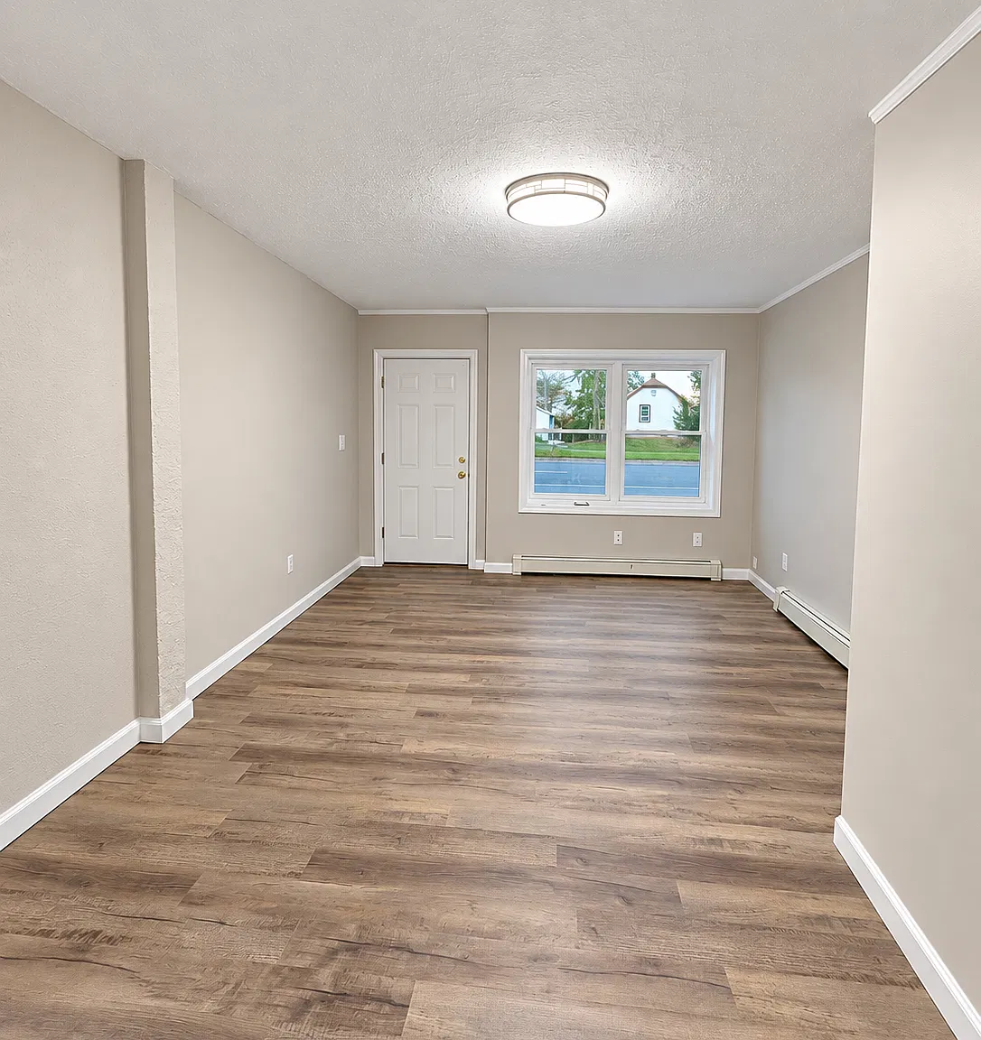 2 bed, $2,000 — Photo 1