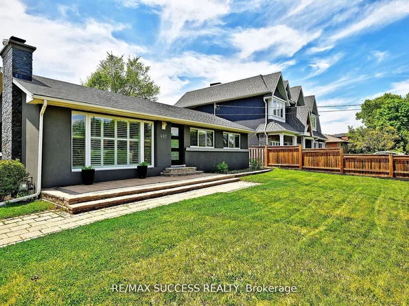 492 Sherin Dr, Oakville, ON L6L 4J8