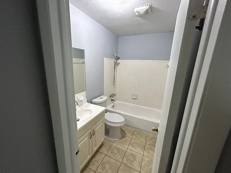 5840 32nd St N #A — Photo 6