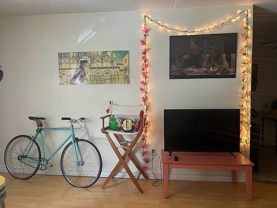 1st image of 107 Suydam St #2