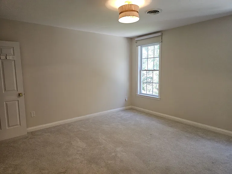 202 Falls Blvd — Photo 28