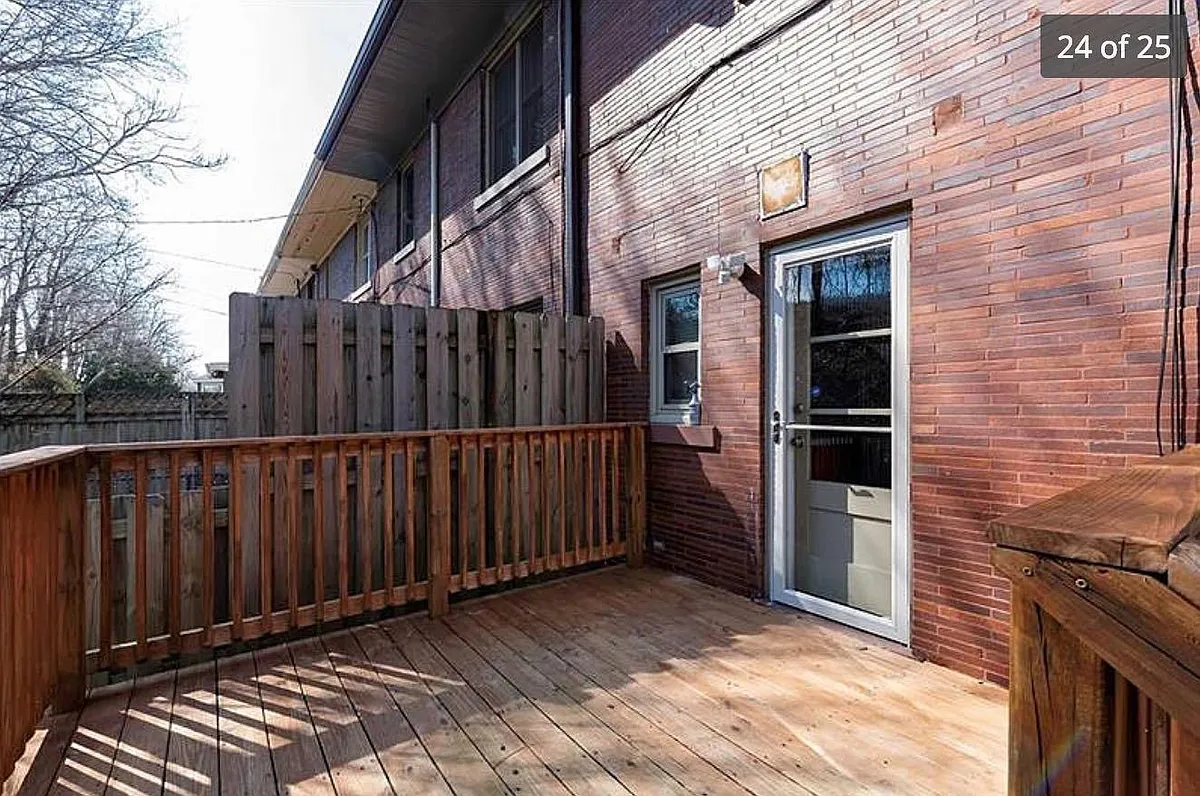 Deck - 1625 Beechwood Blvd