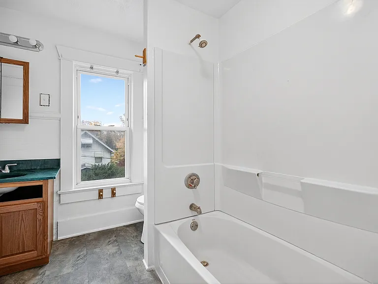 2128 6th St SW — Photo 18