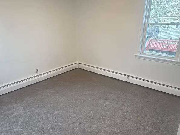 18 Allendale Ave #2, North Providence, RI 02911