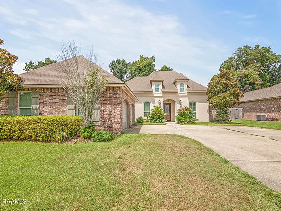 2nd image of 122 Timberland Ridge Blvd