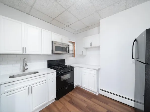 150 North Street image 2 of 10