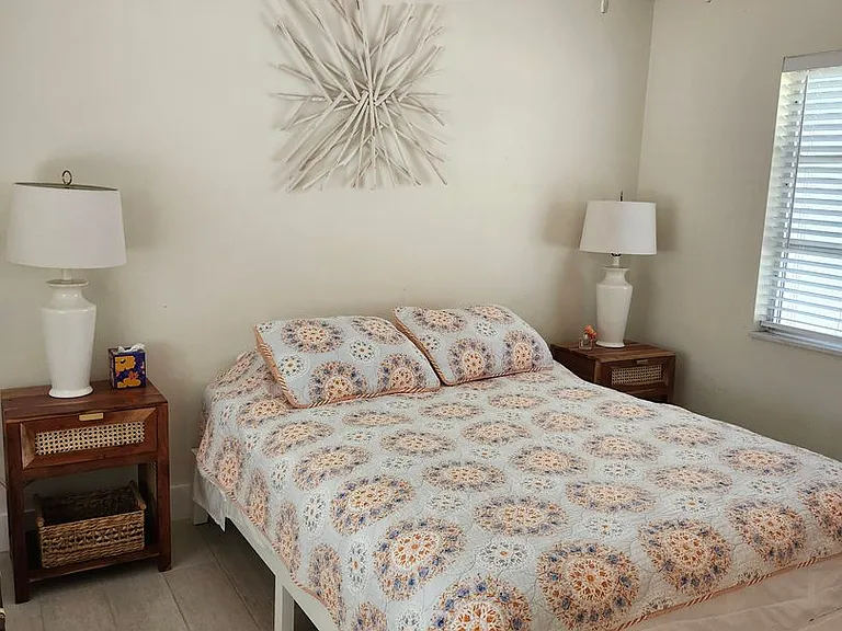 2473 Rosa Ln — Photo 15
