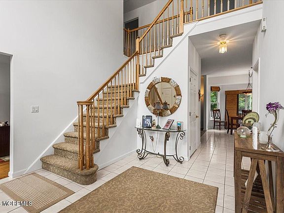2nd image of 7 Cecilia Court