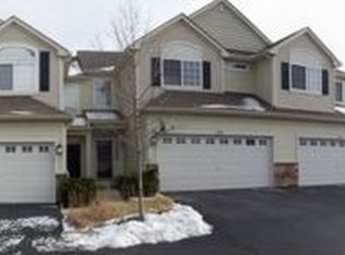 170 Timber Trails Blvd, Gilberts, IL 60136