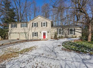 11115 Whisperwood Ln, Rockville, MD 20852