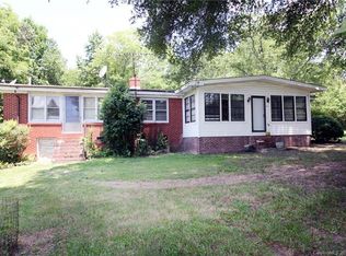 44271 Danville Rd, New London, NC 28127