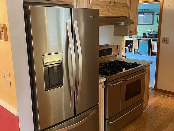 5th image of 5521 N Chase Rd #1