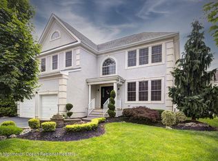55 Springhouse Cir, Manalapan, NJ 07726