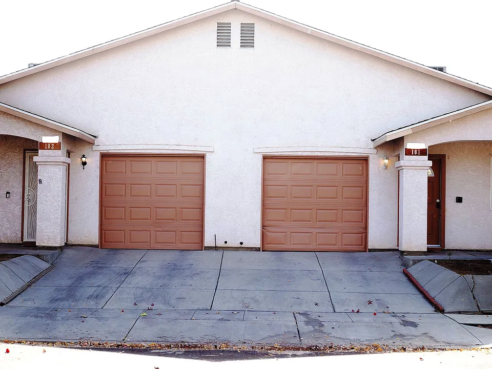 351 E El Paso Ave #102