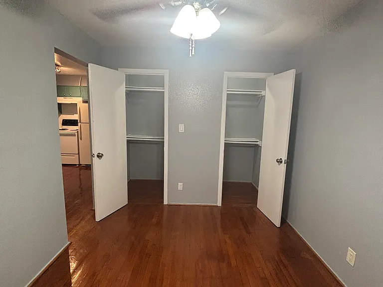 1606 Welch St #5 — Photo 6