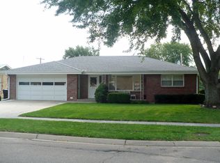206 Parkvista, Lincoln, NE 68510
