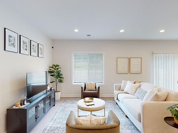 5th image of 2481 Cedarwood Ln
