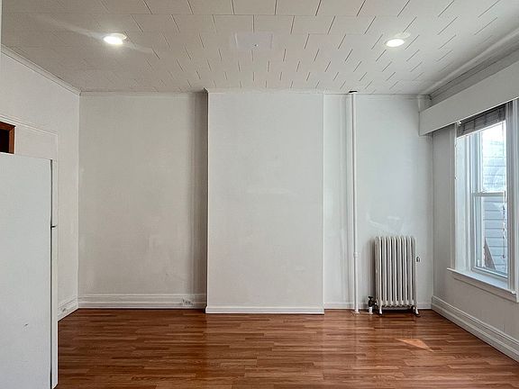3rd image of 86-16 89th St Floor 2