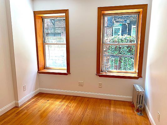 1st image of 76 E 7th St APT 21