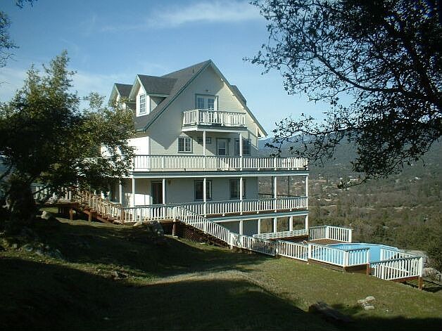 1st image of 46503 Eastwood Dr N