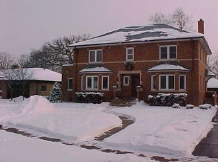 357 Kent Rd, Riverside, IL 60546