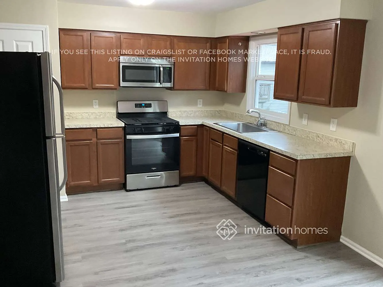 537 Norman Dr Cary, IL 60013 — Photo 4