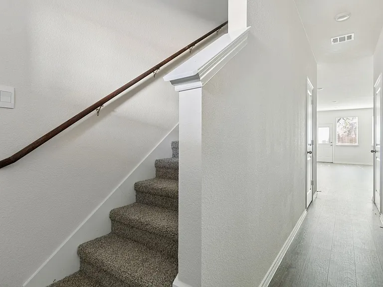 317 Clematis St — Photo 3