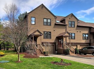 2 Jans Ct, Monroe, CT 06468