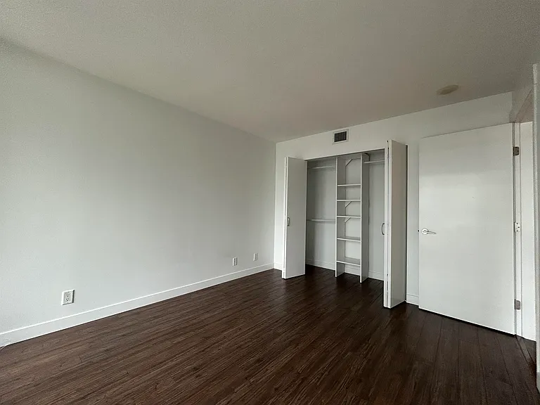 8033 Saba Rd #607 — Photo 12