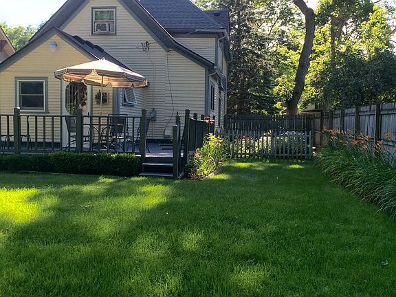 5th image of 213 Oakwood Ave