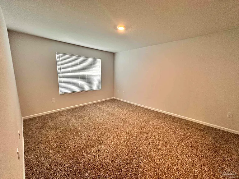 6081 Secretariat Way — Photo 9