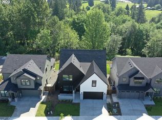 240 N 22nd Ct, Ridgefield, WA 98642